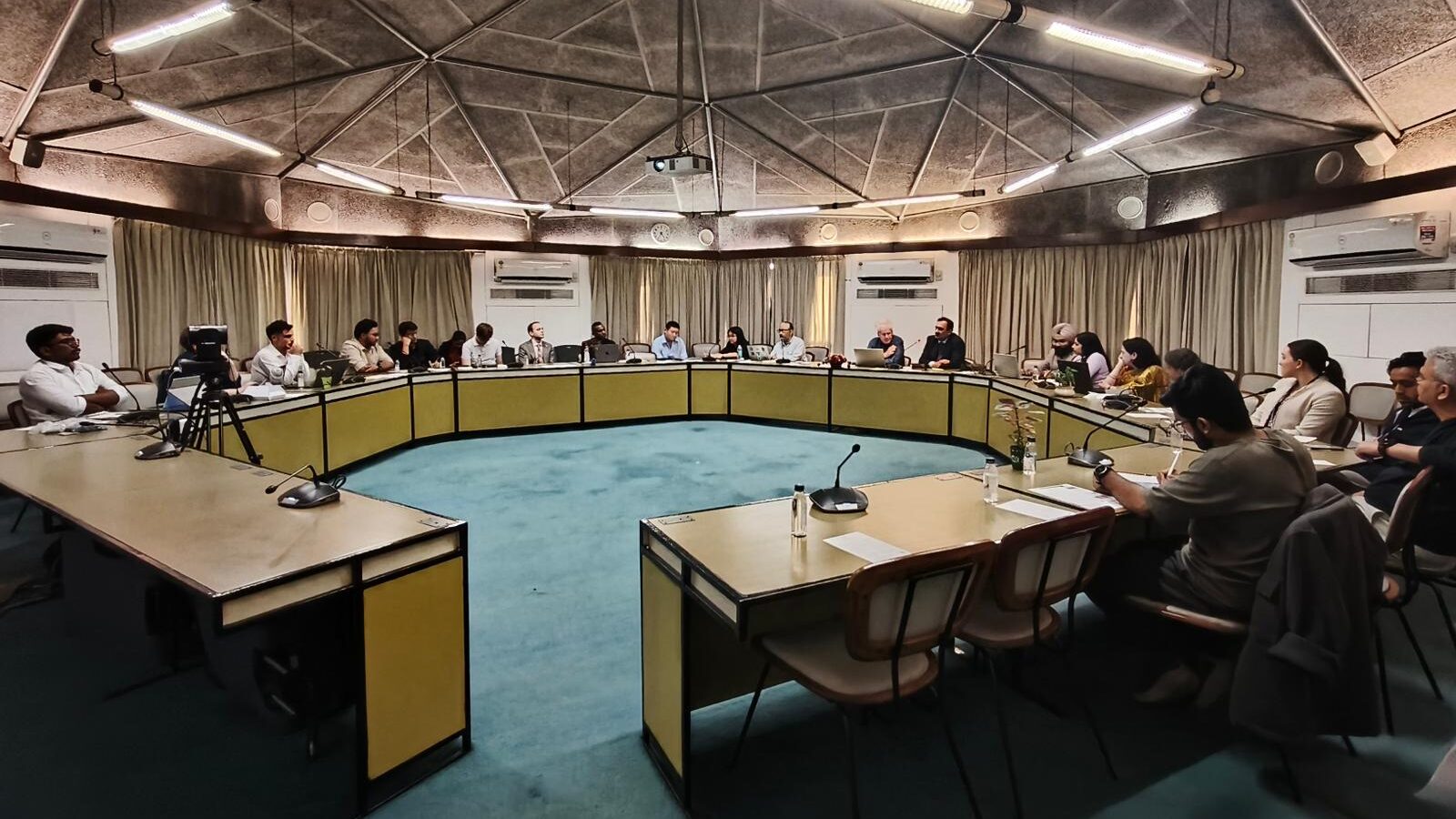 Policy workshop roundtable at the India International Centre